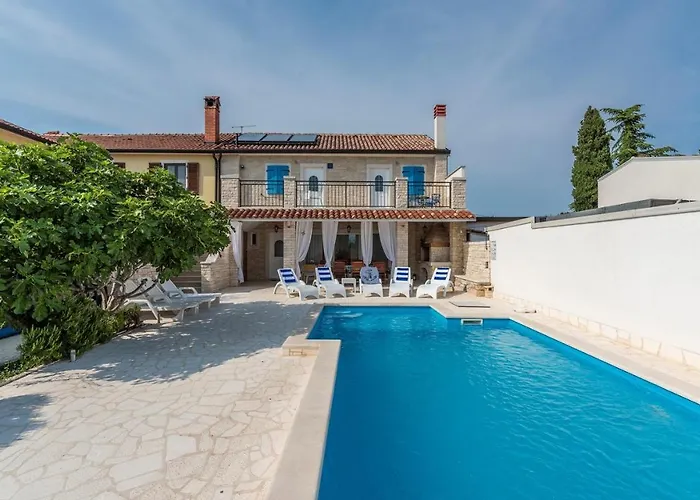 Casa Pietra